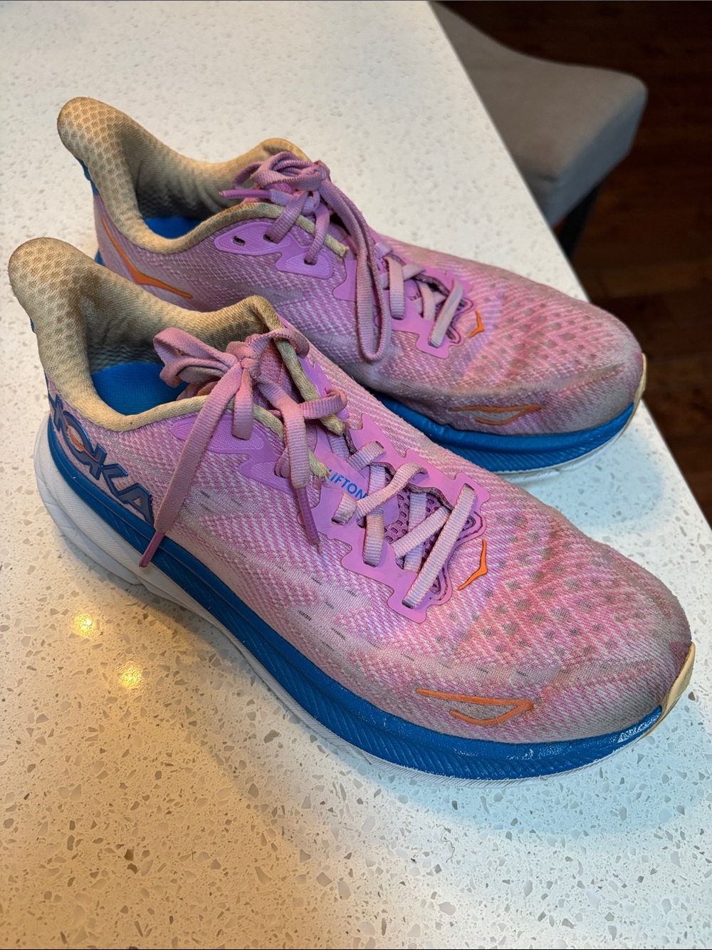 Hoka One Clifton 9 Woman’s sz 7